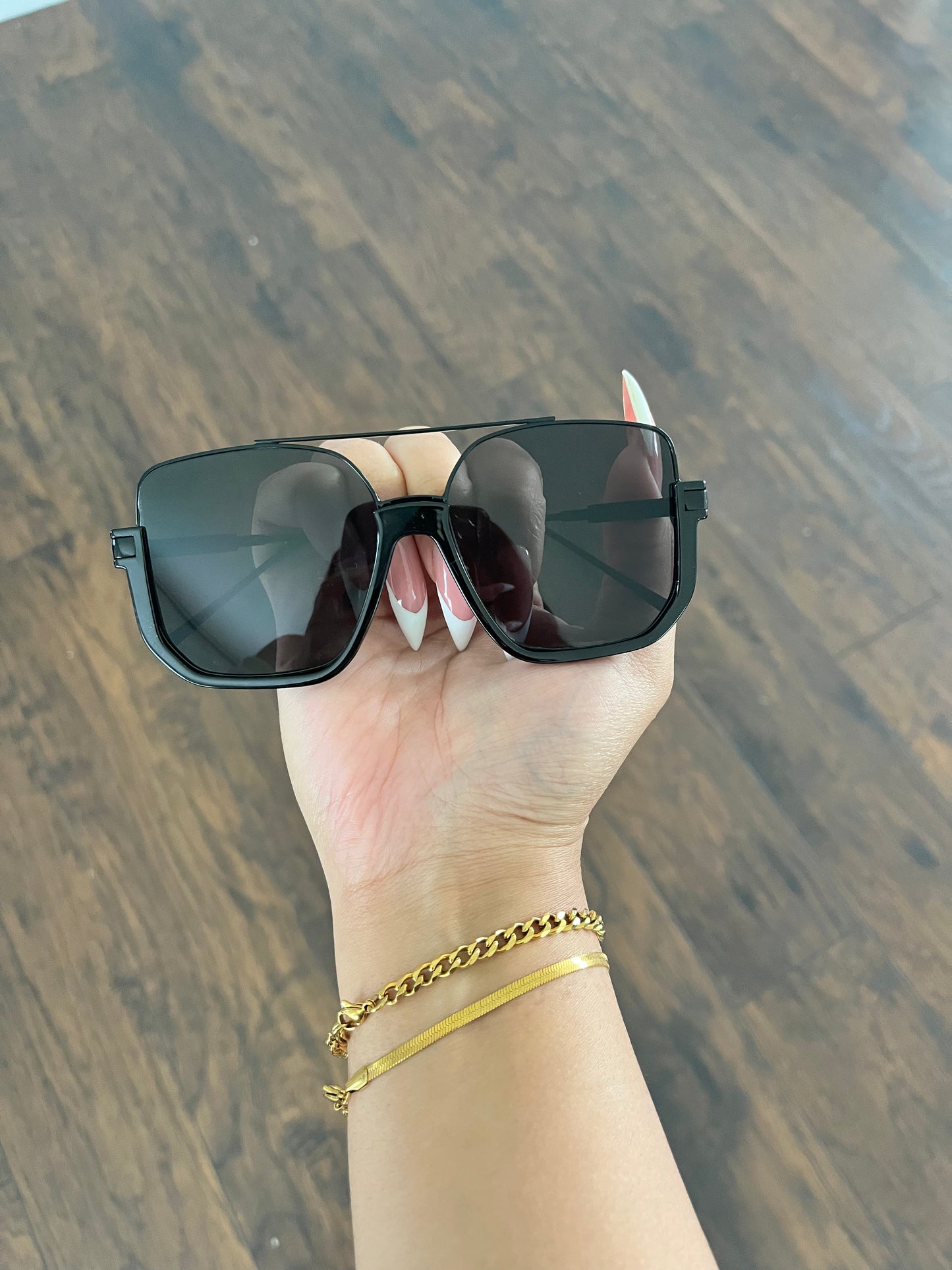 Valentina Vintage Sunglasses- Black