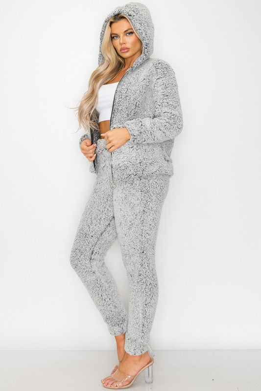 Women's Jogger Set